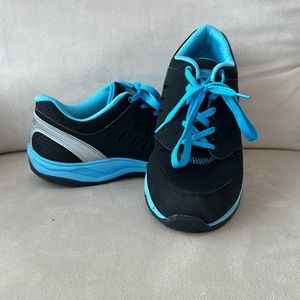 Vionic Women's Action Emerald Active Lace Up Tennis Shoes 9.5